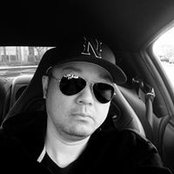 Larry Lee's photo