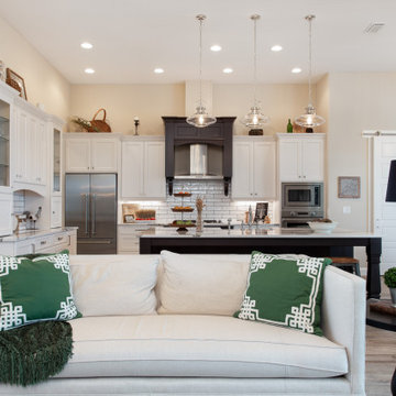 Villa Lucca Grand with Generational Suite