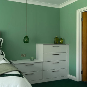 White & Green Bedroom in Buckinghamshire