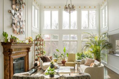 Inspiration for a transitional family room remodel in St Louis