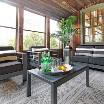 DESIRE- Luxury Farmhouse in Roxbury