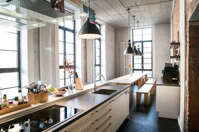 Photo of a kitchen in Hanover.