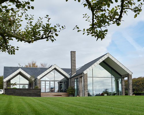 Häuser mit Halbwalmdach und Glasfassade Ideen, Design & Bilder | Houzz