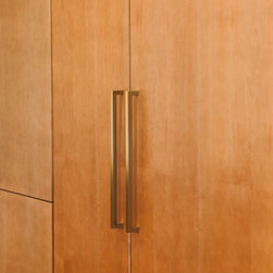 A Luxurious Open-Concept Kitchen - Cabinet And Drawer Handle Pulls