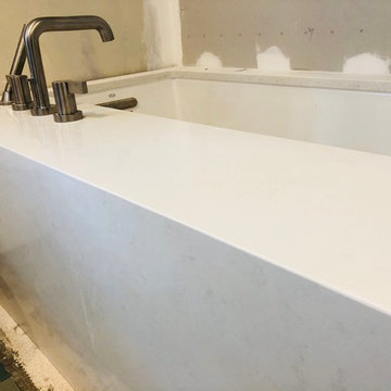 Madison quartz tub deck