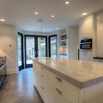 Bright and White Kitchen