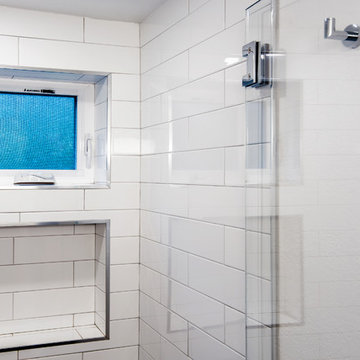 Master Bathroom In Oakland, CA 94619