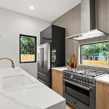 4717 Mount Vernon Unit B - Aspen White Oak