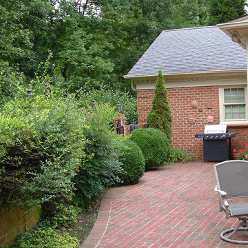 Existing view of enclosed courtyard