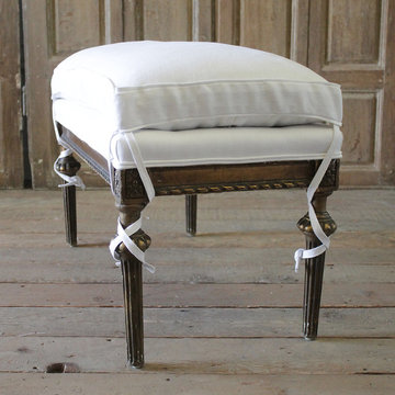 20th Century Louis XVI Style Giltwood Bench Upholstered in White Belgian Linen