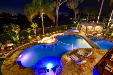 Example of an island style pool design in Orange County