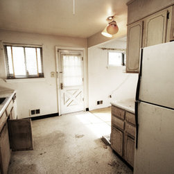 BEFORE - Kitchen Cabinetry