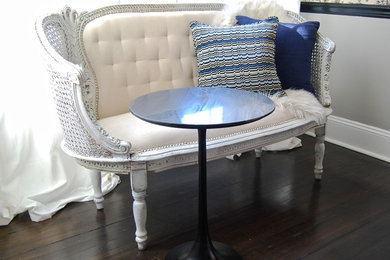 Home design - eclectic home design idea in New York