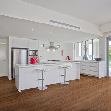 Kitchen, Woodlands CW-263 / NovoCore Premium Kitchen Flooring