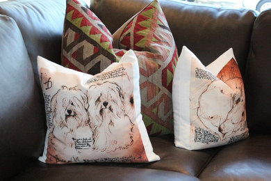 Leonardo's Dogs Pillow Collection