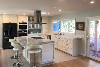 Inspiration for a kitchen remodel in San Diego