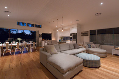 Design ideas for a beach style living room in Gold Coast - Tweed.