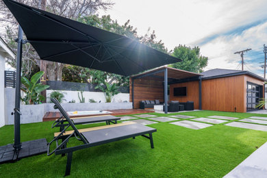 Backyard design in Encino