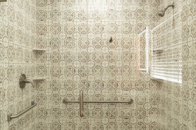 Example of a minimalist bathroom design in Austin