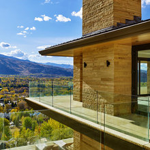 Upstairs balcony