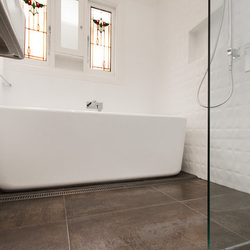 Modern Bathroom