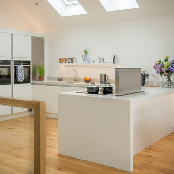 White open plain High gloss white kitchen
