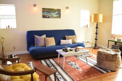Eclectic living room photo in Los Angeles