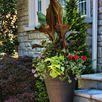 2016 Outdoor Living; Planter Kobo