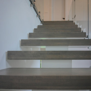 Project #80 | Mono-Beam Staircase with Glass Panels