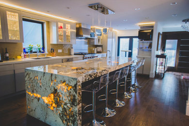 Kitchen photo in Vancouver