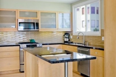 Kitchen photo in San Francisco