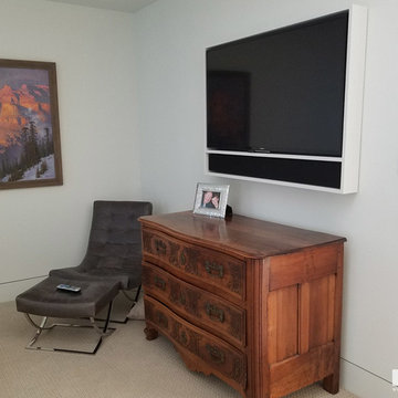 Edge Media Frame by Media Décor