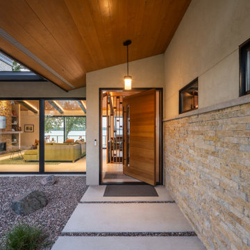 MCM Lake House