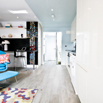COMPACT COTTAGE