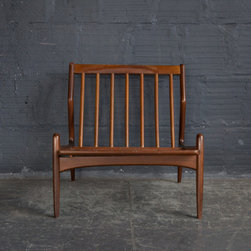Lounge Chairs - Products