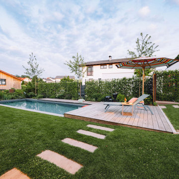 Familiengarten mit Naturpool und Feuerstelle
