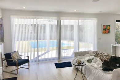Living room photo in New York