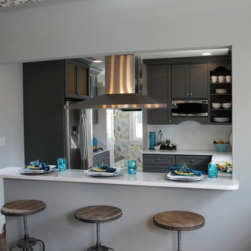 1940s Whitefish Bay Kitchen gets Modern Makeover