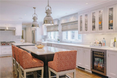 Inspiration for a contemporary home design remodel in Phoenix