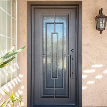 Elite Horizon Iron Entry Door with Iron Handle