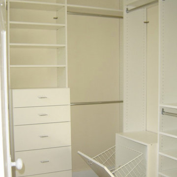 AMERICAN CLOSETS