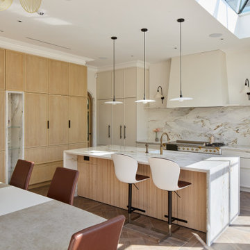 Contemporary Kitchen in Wimbleon