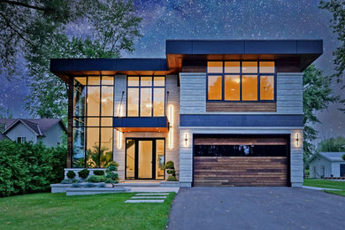 Modern exterior home idea in Toronto