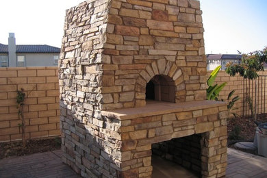 Inspiration for a timeless patio remodel in San Diego