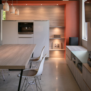 West Palm Beach | Compact Kitchen In Stone Ash