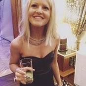 Beth Huttons foto