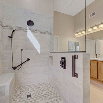 Modern Master Bathroom in Green Valley Ranch