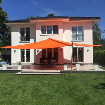 großes Sonnensegel orange