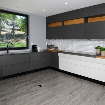Contemporary Country Compound