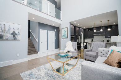 Custom Home - Modern Large Living Room